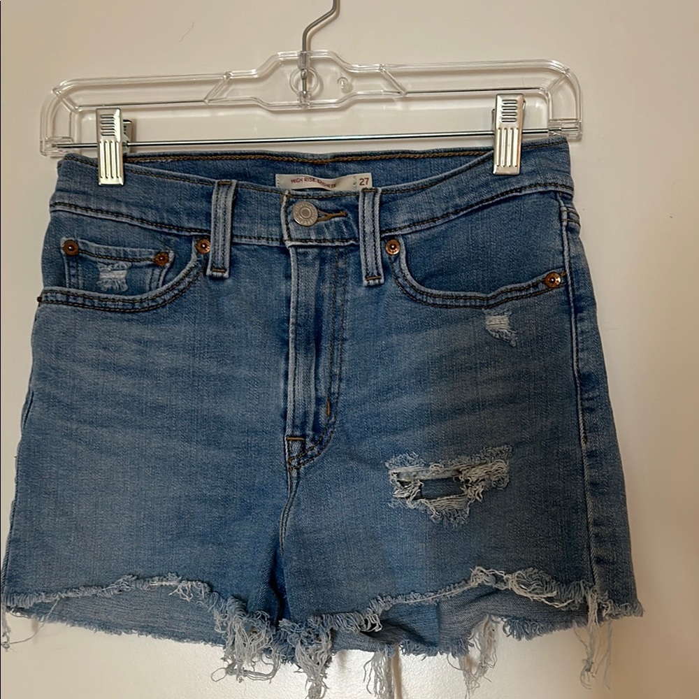 Levi’s 501 High-Rise Distressed Denim Shorts – Medium Wash, Size 27